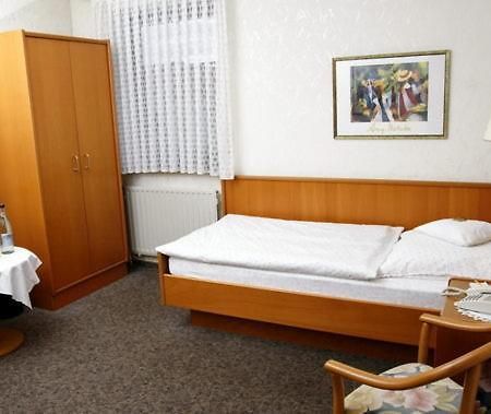 Hotel Restaurant Pempel Großalmerode Kamer foto